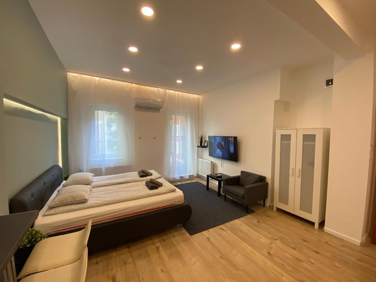 Center Of 3 * Budapest